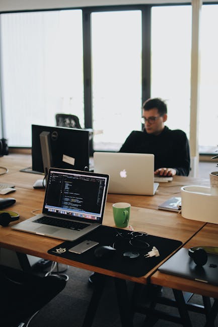 Best Laptops for Programming & Coding in 2025 (image)