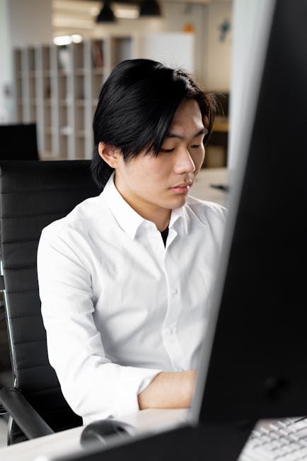 Must-Have Features in a Modern HR Software Solution (2025) (image)